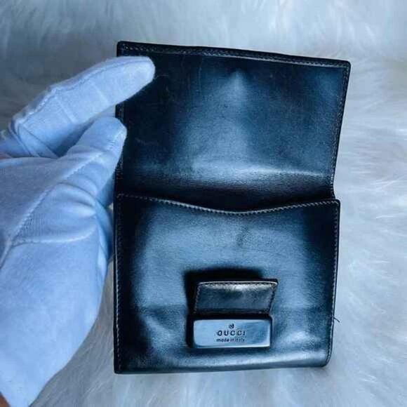 Authentic Vintage Gucci Leather Bifold Wallet - Picture 5 of 13